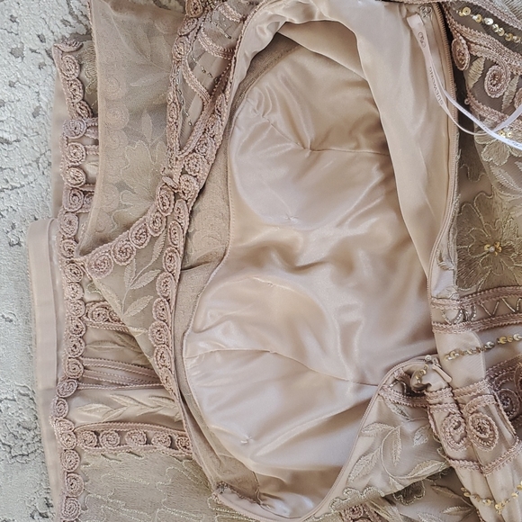 Sue Wong Evening Dress - Picture 12 of 16